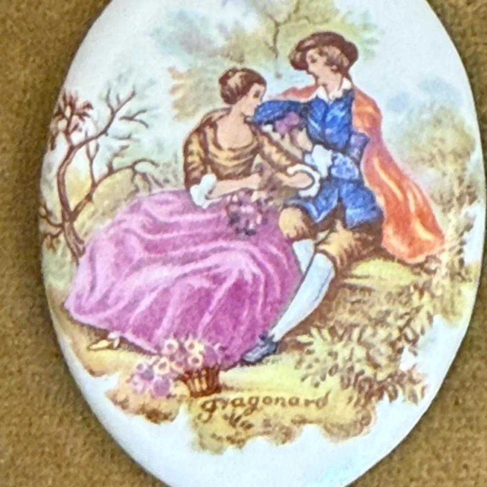 Vintage French mid century ceramic medallion with velvet  in woodGold Frame Art‎